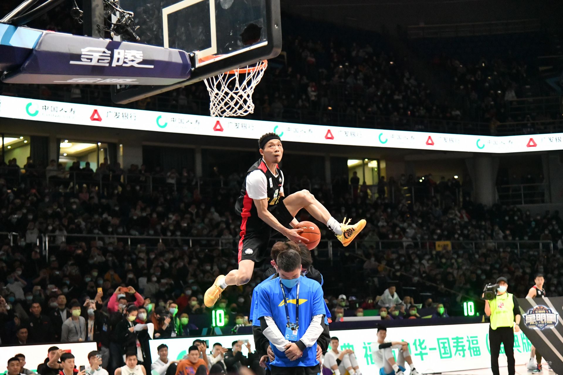 扩大参与覆 扩大参与覆