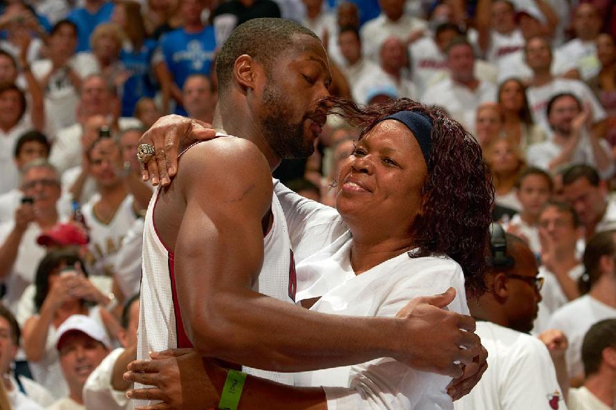 以稳固为锚 以稳固为锚